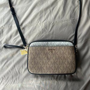New Michael Kors Shoulder/Crossbody bag